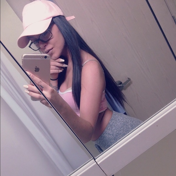 Meet your Posher, Skyler - Picture 2 of 4