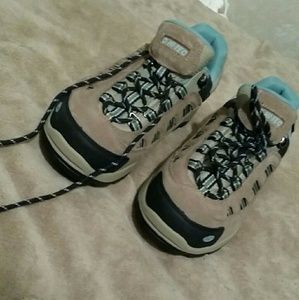 Brown suede hiking shoes brand new never worn!!