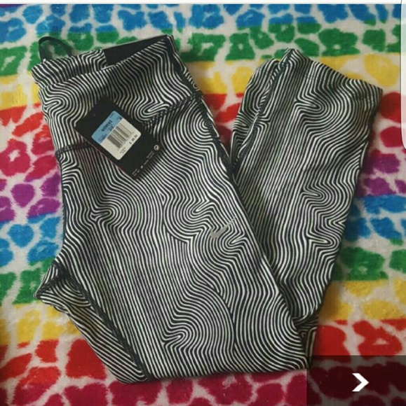 nike capri leggings