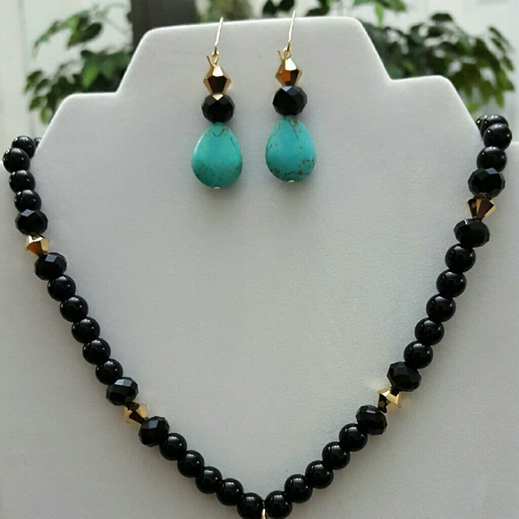 Magnesite Earrings and Necklace Set