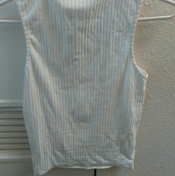 Zara Trafaluc cutout tee - Picture 2 of 3