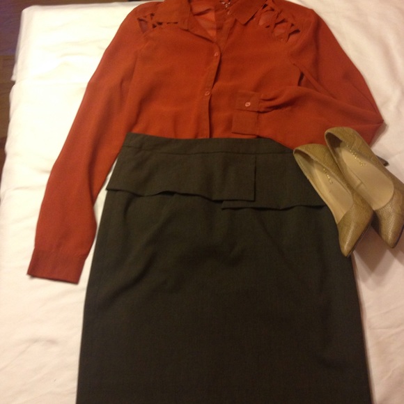 🌼 Gianni Bini Skirt - Picture 3 of 3