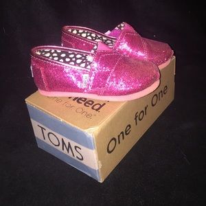 Toddlers Toms