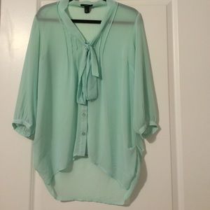 Mid-sleeve, FOREVER 21 blouse.