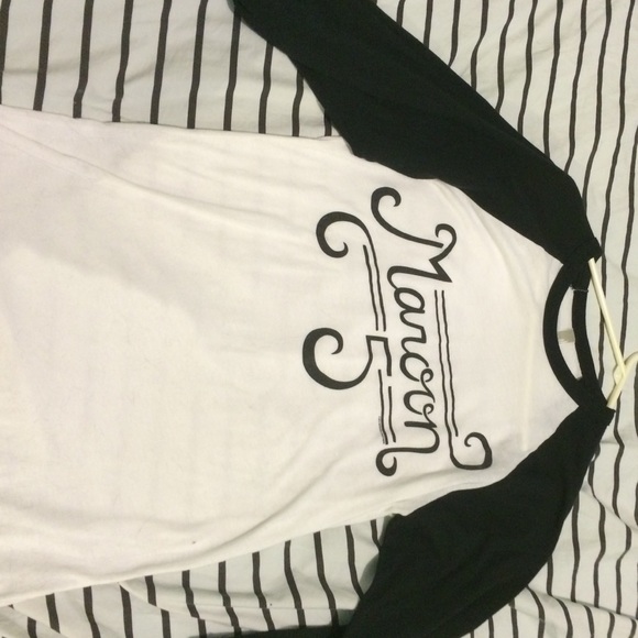 Maroon 5 shirt