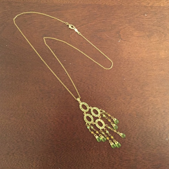 Gold and peridot necklace