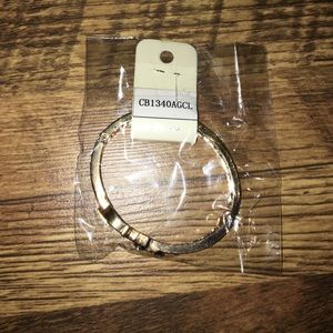 NWT gold bracelet