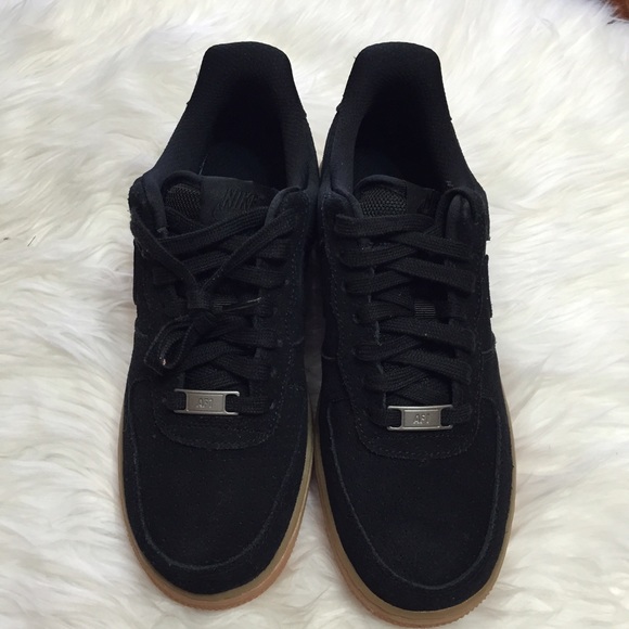 Nike Air Force 1 - Picture 2 of 4