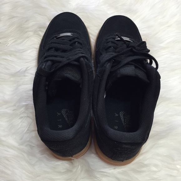 Nike Air Force 1 - Picture 3 of 4