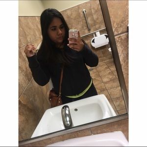 Meet your Posher, Lorena