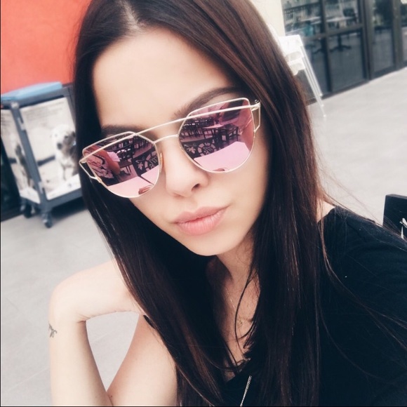 • Oversized mirrored sunglasses BACK IN STOCK• - Picture 4 of 4