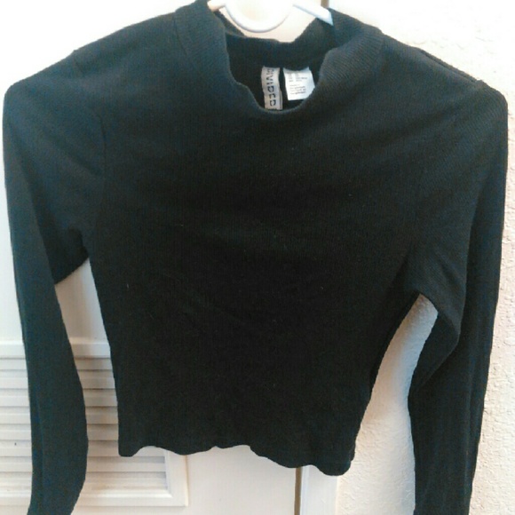 H&M crop top