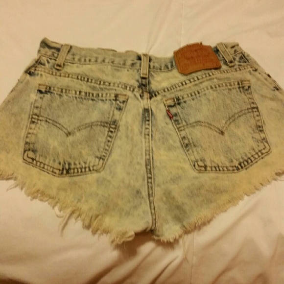 Levis cut off shorts