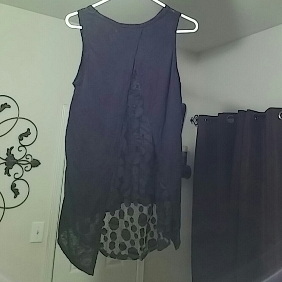 Black Sleeveless Top