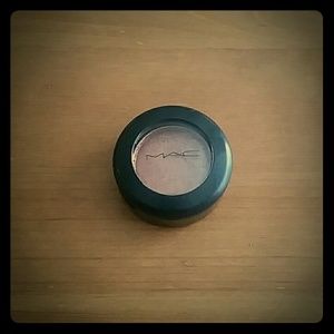 MAC eyeshadow