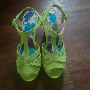 🍍Vintage style Wedge sandals🍍