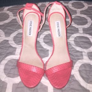 Steve Madden heels brand new