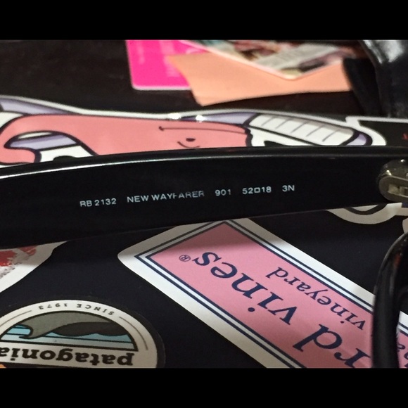 Ray-Ban New Wayfarer Sunglasses - Picture 3 of 4