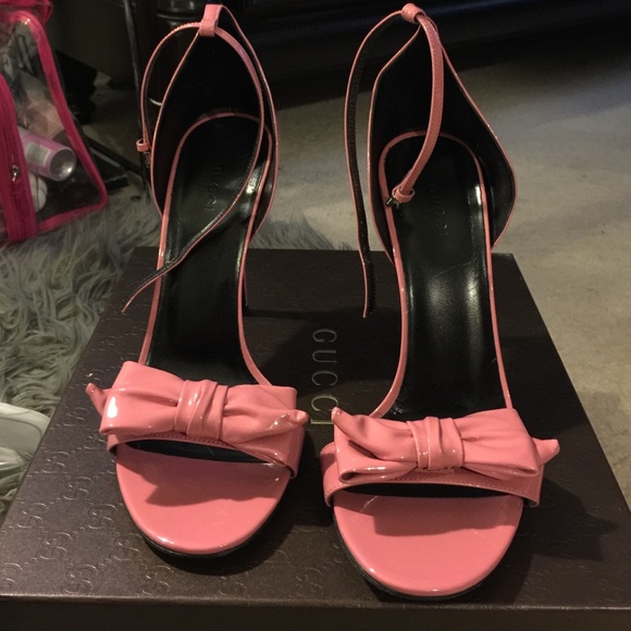 Gucci shoes sold on another site