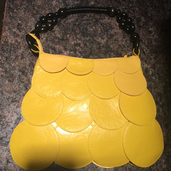 Bueno Handbags - Bueno purse!