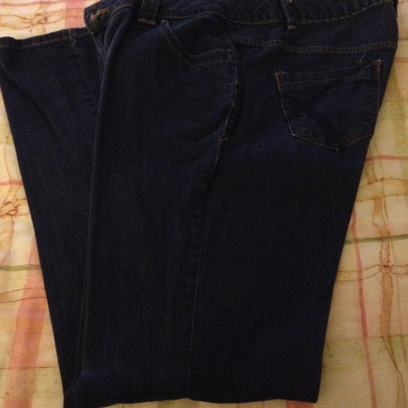 Boot cut jeans