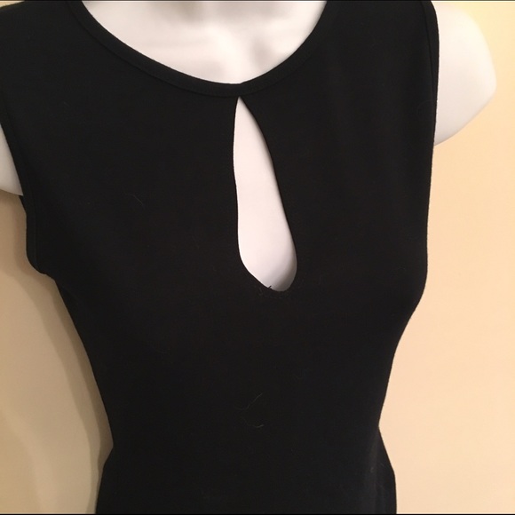 Classy little black dress - Picture 2 of 4