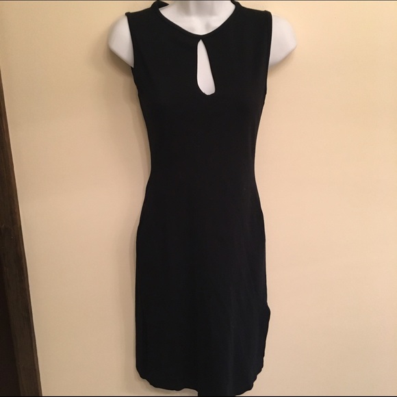 Classy little black dress - Picture 3 of 4