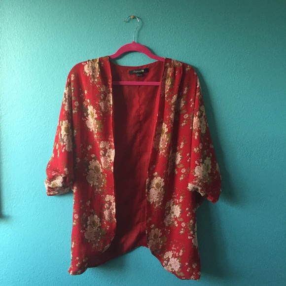 Red flower print kimono