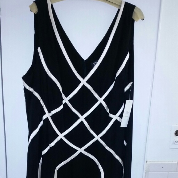 Adrianna Papell Dresses & Skirts - Adrianna papell dress