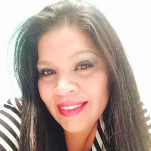 Meet your Posher, Alejandra