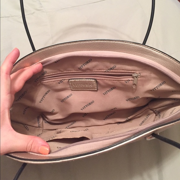 Purse - Picture 2 of 3