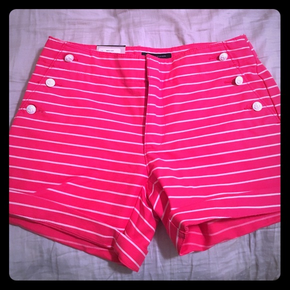 Brand new Tommy Hilfiger high waisted shorts sz 0