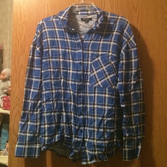 Blue Plaid button up - Picture 1 of 4