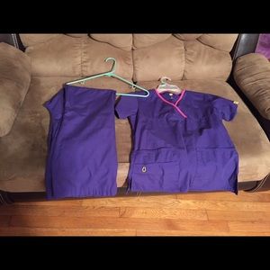 wonder wink scrub set