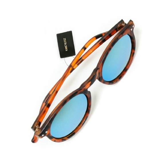 Accessories | Tortoiseshell "cool" mirror sunnies - Picture 2 of 3