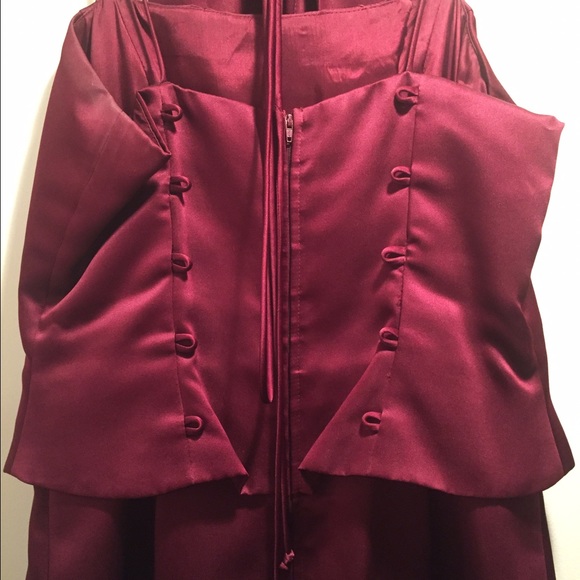 Gown by Laura Ryner - Picture 3 of 3