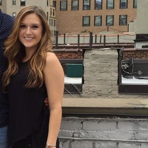 Meet your Posher, Julia