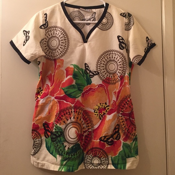 Floral scrub top