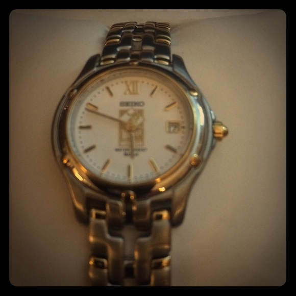 Brand new in box Ladies Seiko Watch