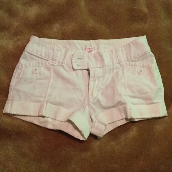 Cream short
