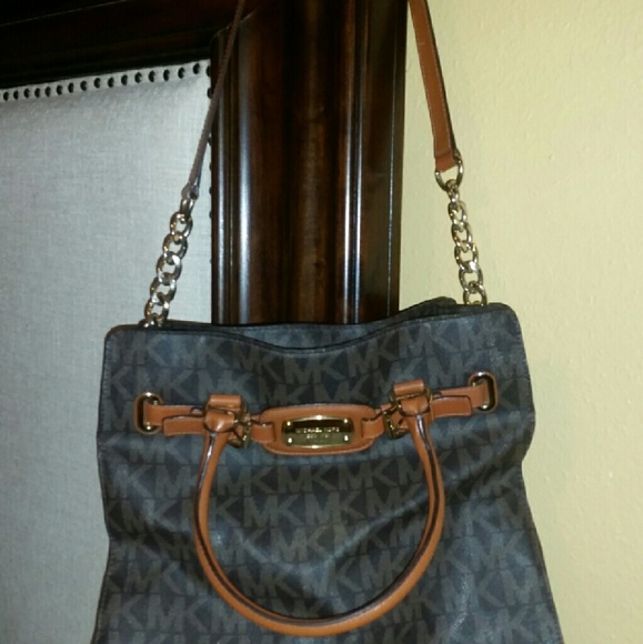 Brown Michael kors crossbody or shoulder purse - Picture 3 of 4