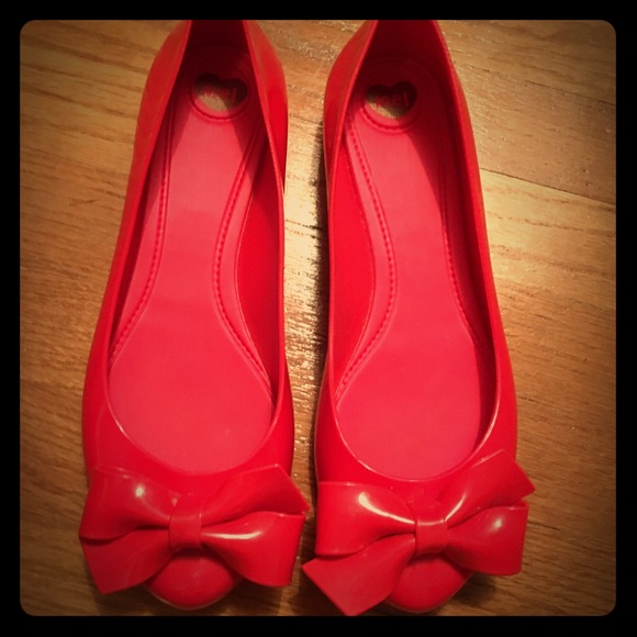 Mel Dreamed by Melissa strawberry now flat