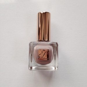Estée Lauder nail polish