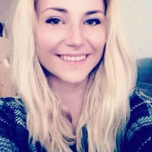 Meet your Posher, Caitlin