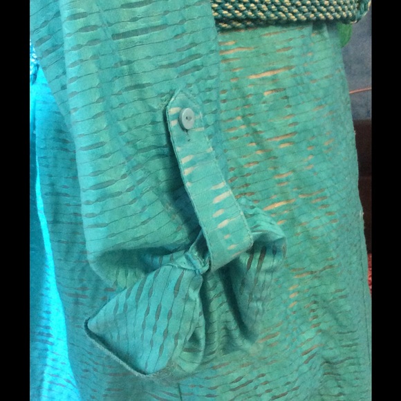 Spring time Blouse - Picture 2 of 2