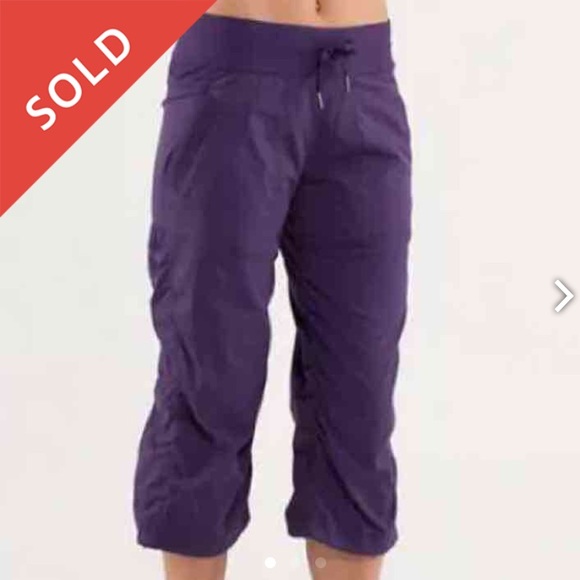 Lululemon crops