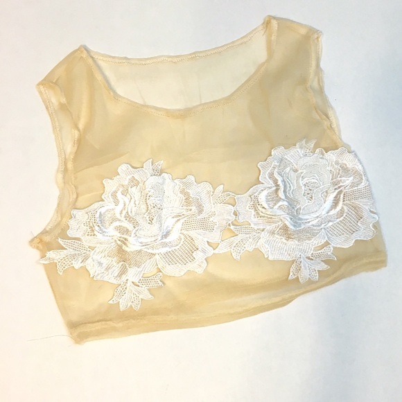 Sheer flower crop top - Picture 2 of 4