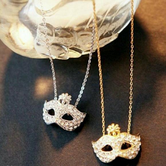 ⭐🌟Rhinestone masquerade necklace - Picture 2 of 2