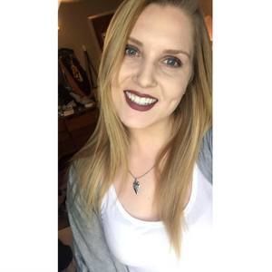 Meet your Posher, Christina