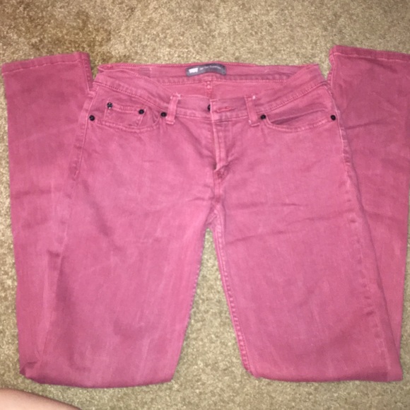 Pants ! Pants ! Pants !